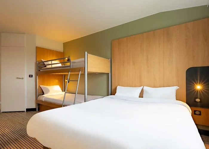 B&B Hôtel Calais Centre St Pierre
