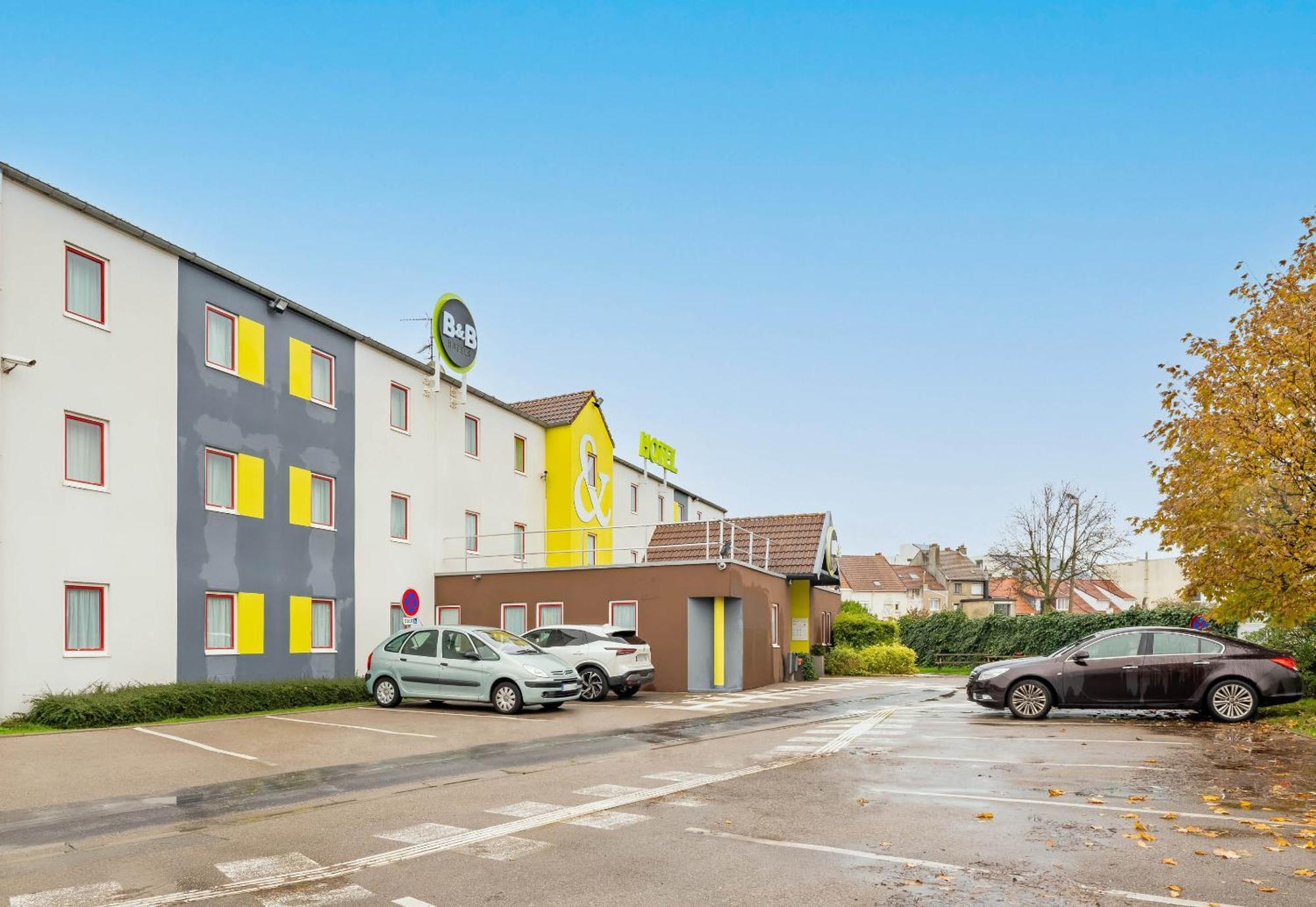 Centre St Pierre Hotel 2*
