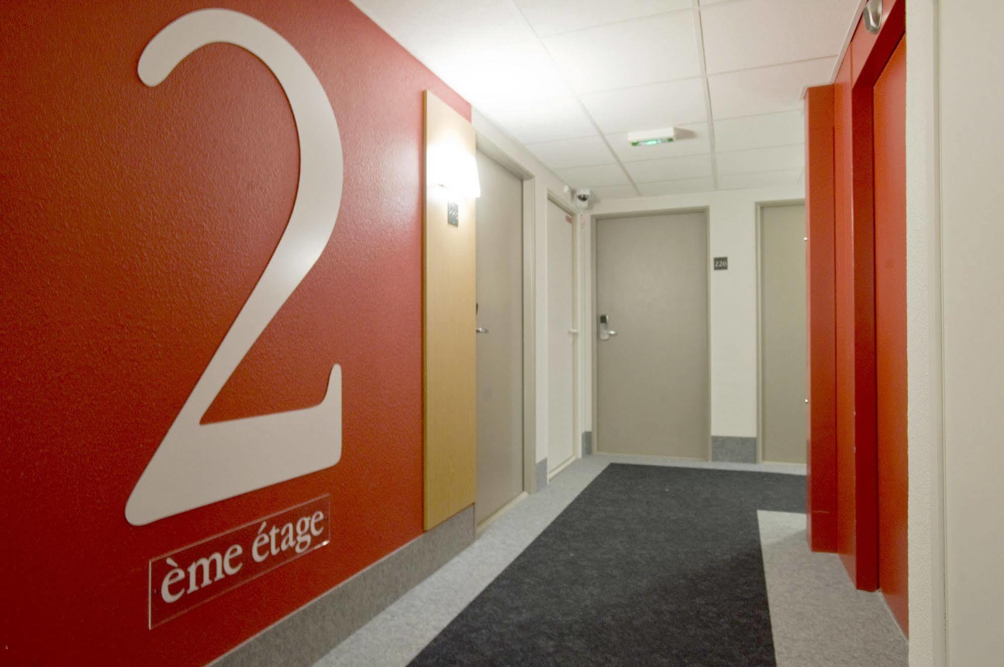 Hotel Centre St Pierre Calais